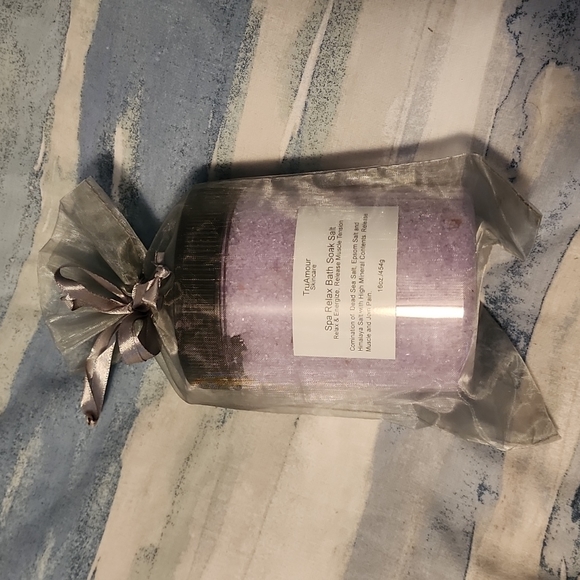 TruAmour Other - TruAmour skin care spa relax bath soak salt